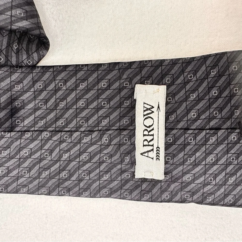Arrow Men’s Tie Imported Silk Vintage Grey Geometric Necklace Office